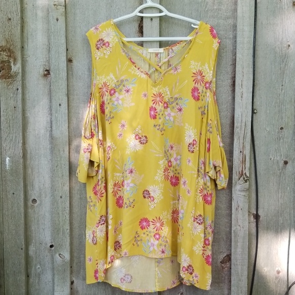 Oddi Tops - Oddi Blouse size 3xl